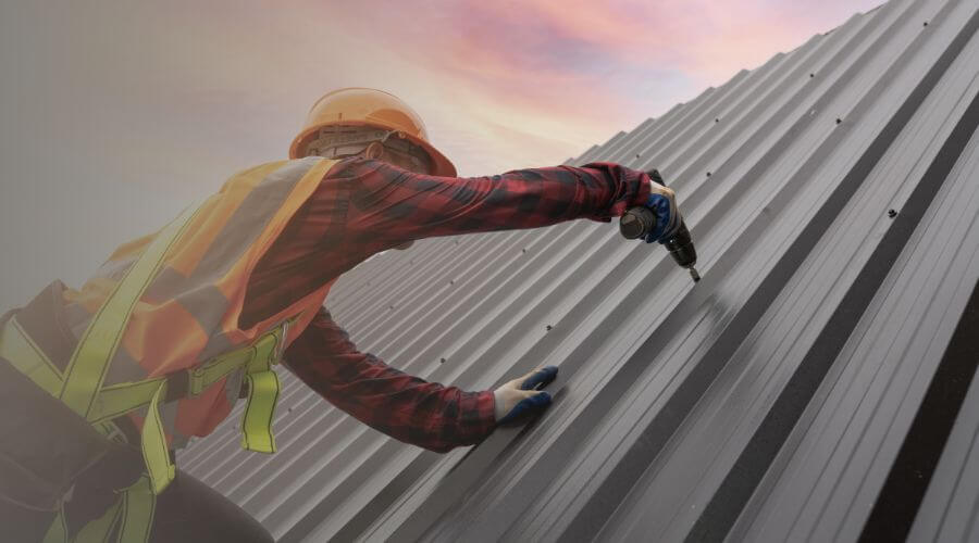 Expert Emergency Roof Repairs services in North Branch, MI